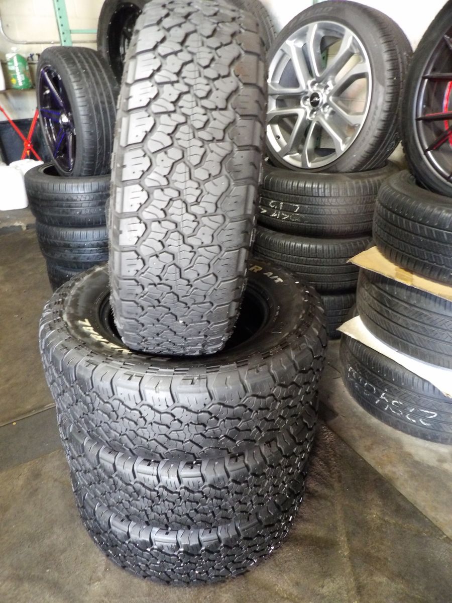 215/75R15 GENERAL GRABBER A/T SET OF USED TIRES