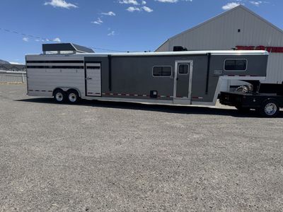 2022 Logan Coach Stock Living Quarters