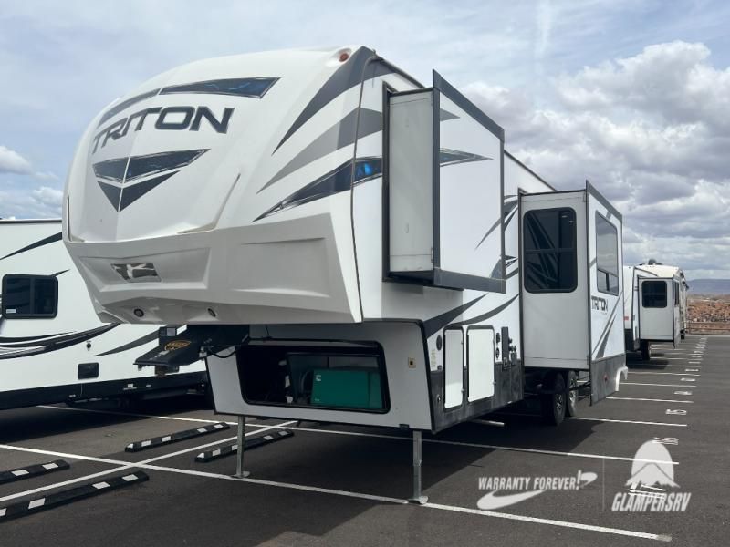 Used 2019 Dutchmen RV Triton 3561