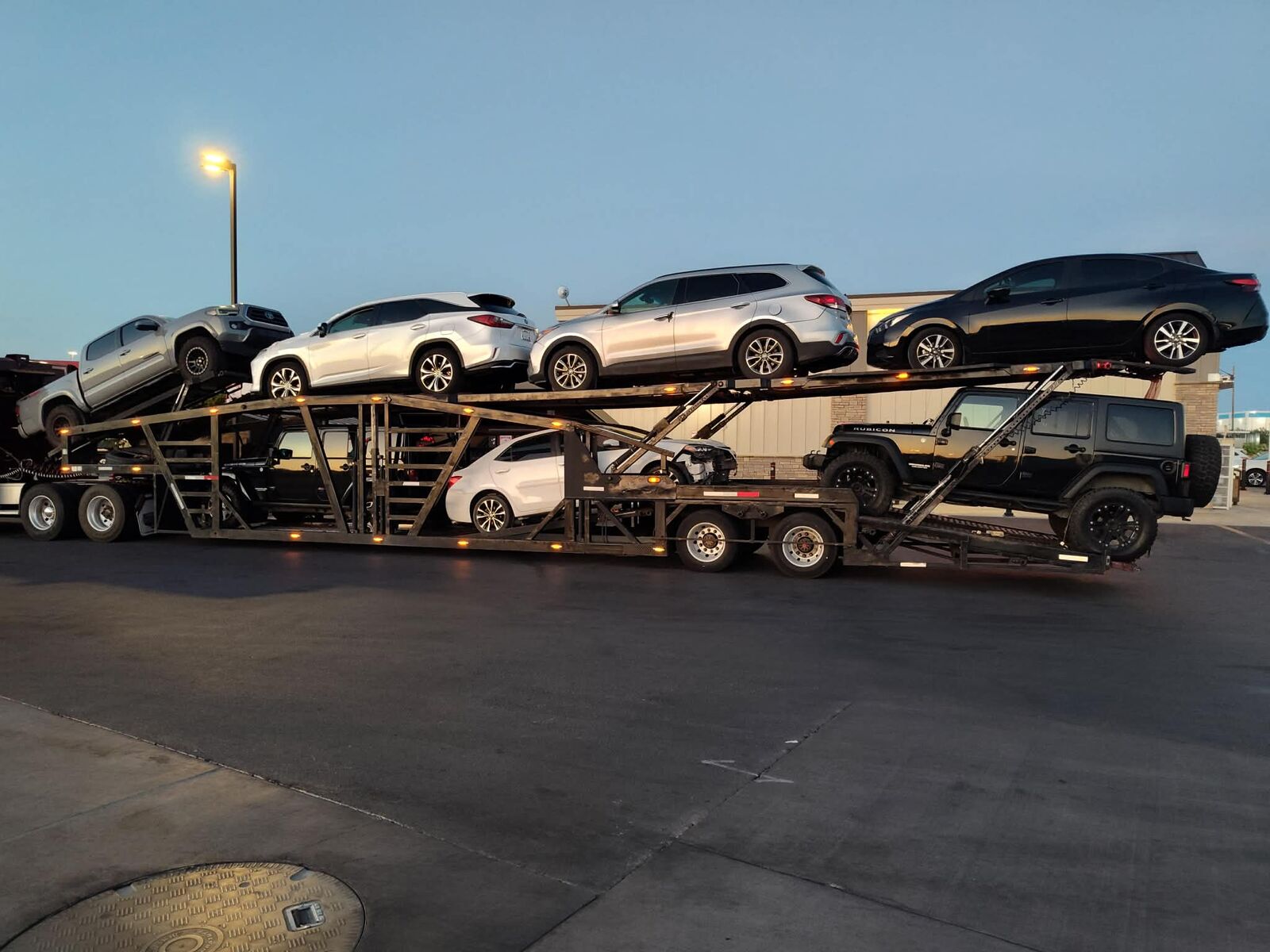 2016 MNRO Wally Mo 7 Car Hauler