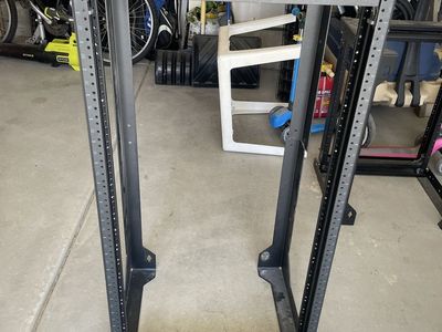 20U swing-out wall-mount network rack