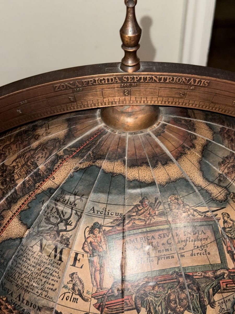 Main image 8