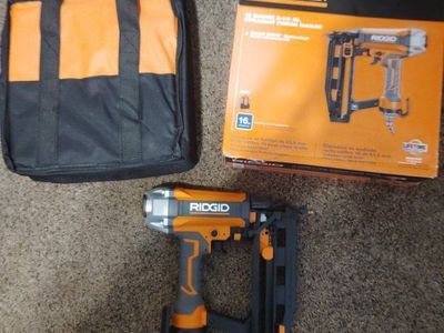 Ridgid 16 gauge 2 1/2 inch naier