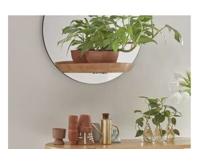 Round Wall Mirror with Wooden Shelf