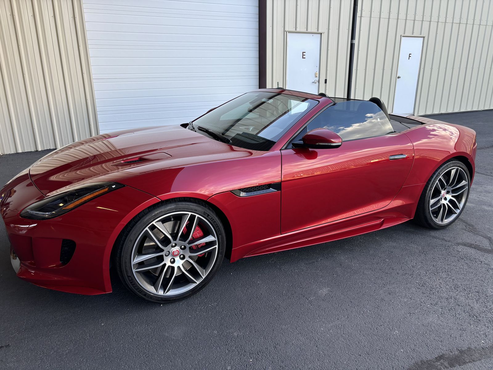 2016 Jaguar F-Type R