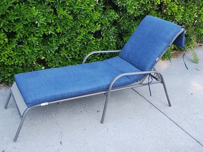 Patio Lounge Chair