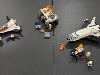 Lego City Mars Research Shuttle 60226, Mars Exploration 60224, Rover Testing 60225 Sets