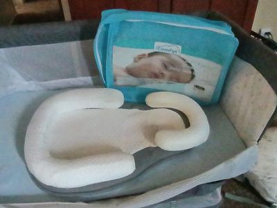 Comfyt Baby Lounger Memory Foam Sleep Pad with Carrying Bag