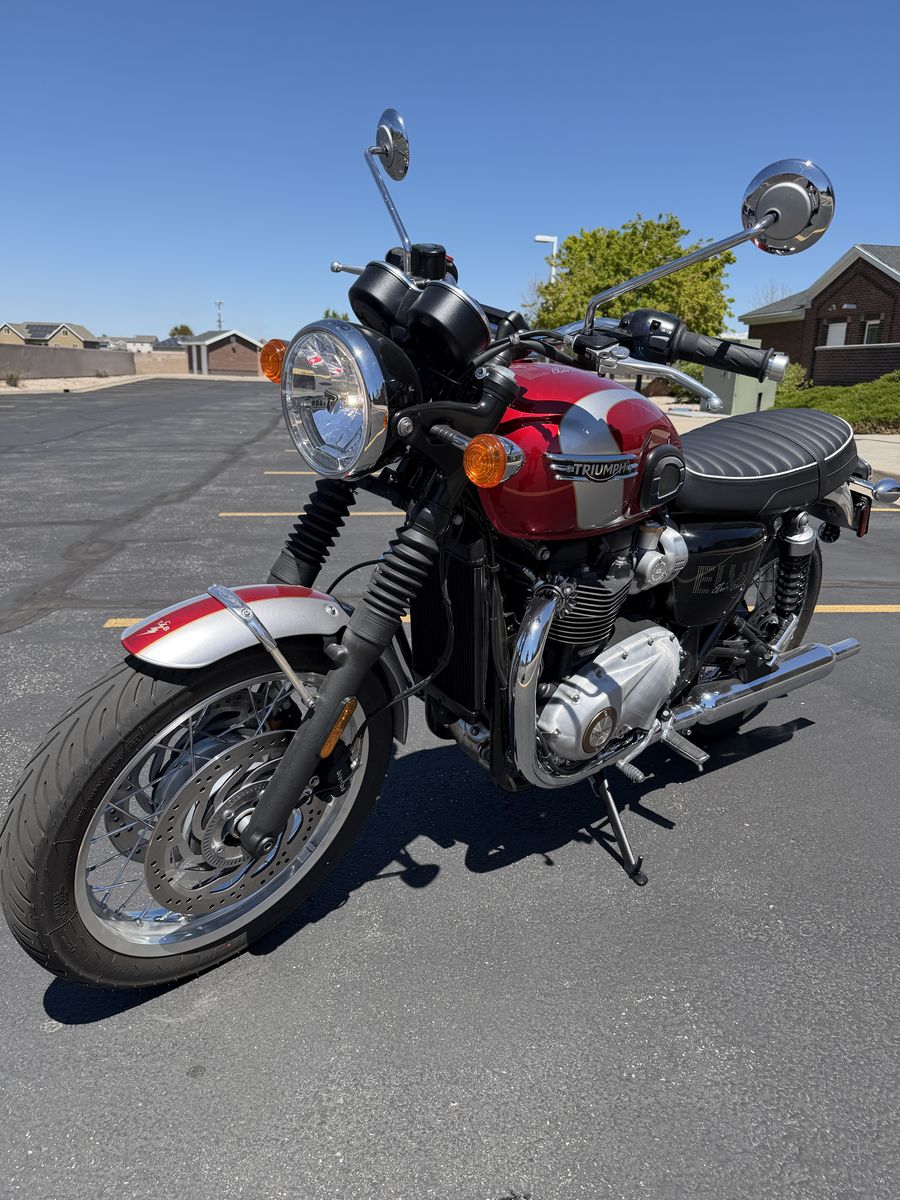 2025 Triumph Bonneville T120 Elvis Presley Limited Edition