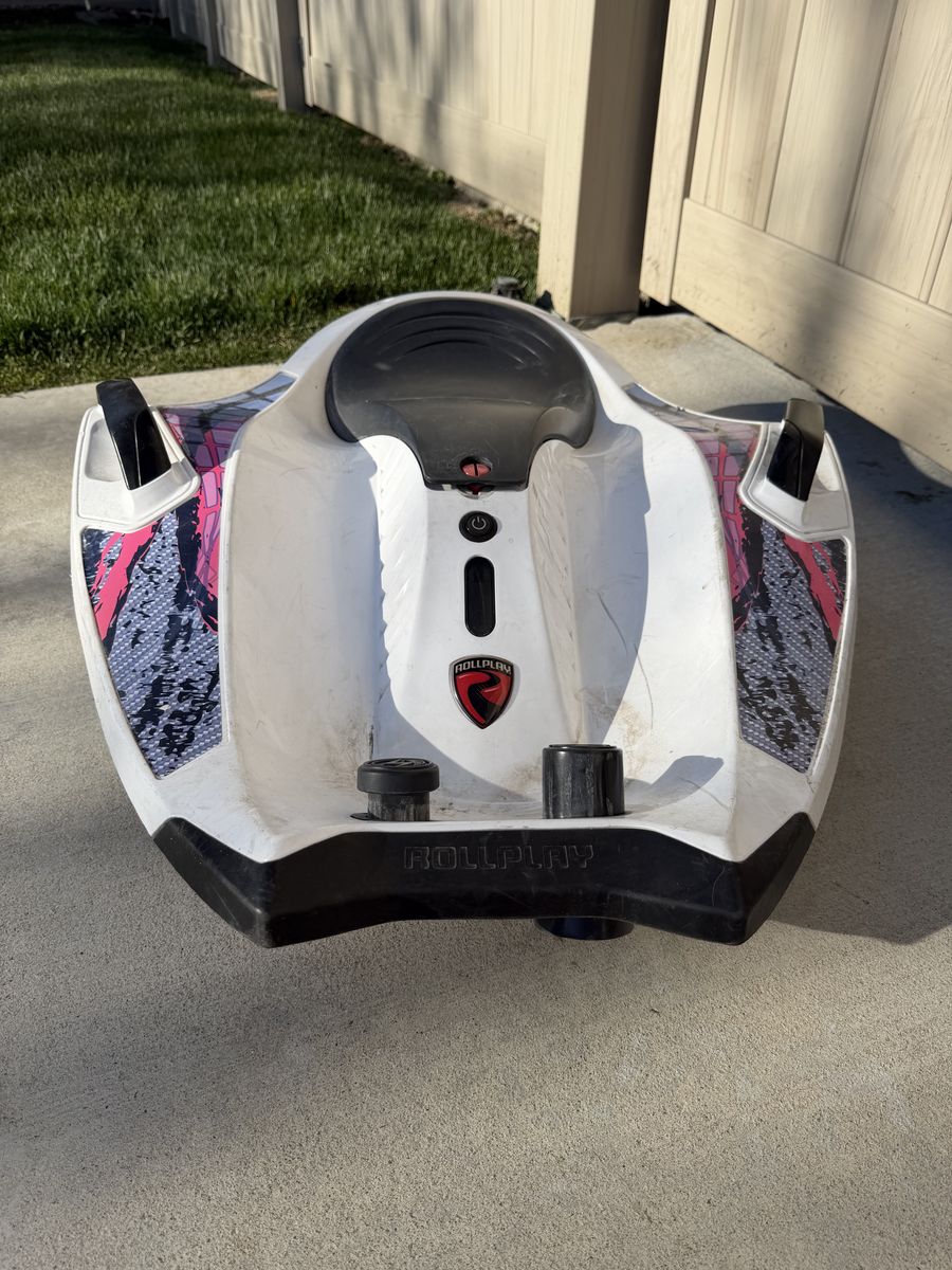 Rollply 12v nighthawk outdoor toy