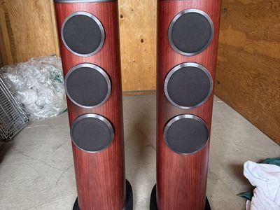 Bowers & Wilkins 804 D4 Floorstanding Speakers – Satin Rosenut (Pair)