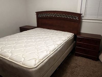 Queen Size Wood Bedroom Set - Headboard, Dresser with Mirror, 2 Nightstands
