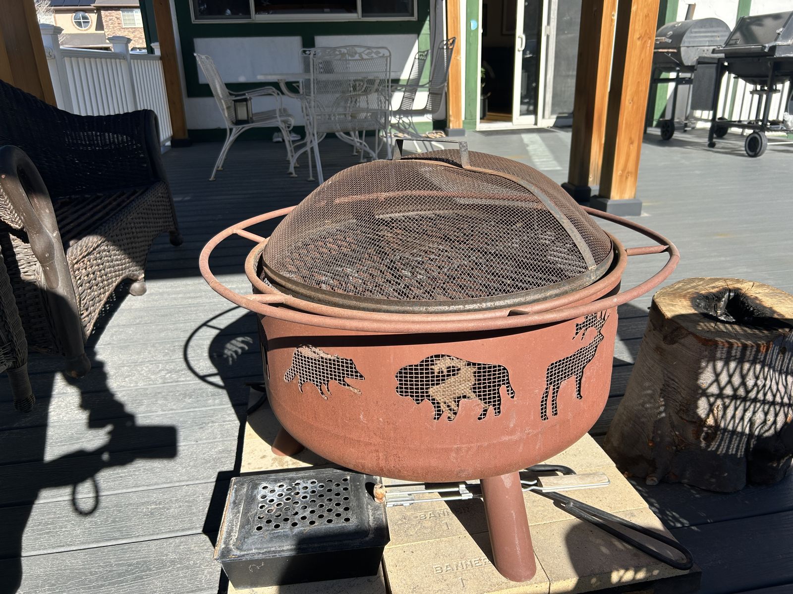Patina Products Wildlife Fire Pit 32"D