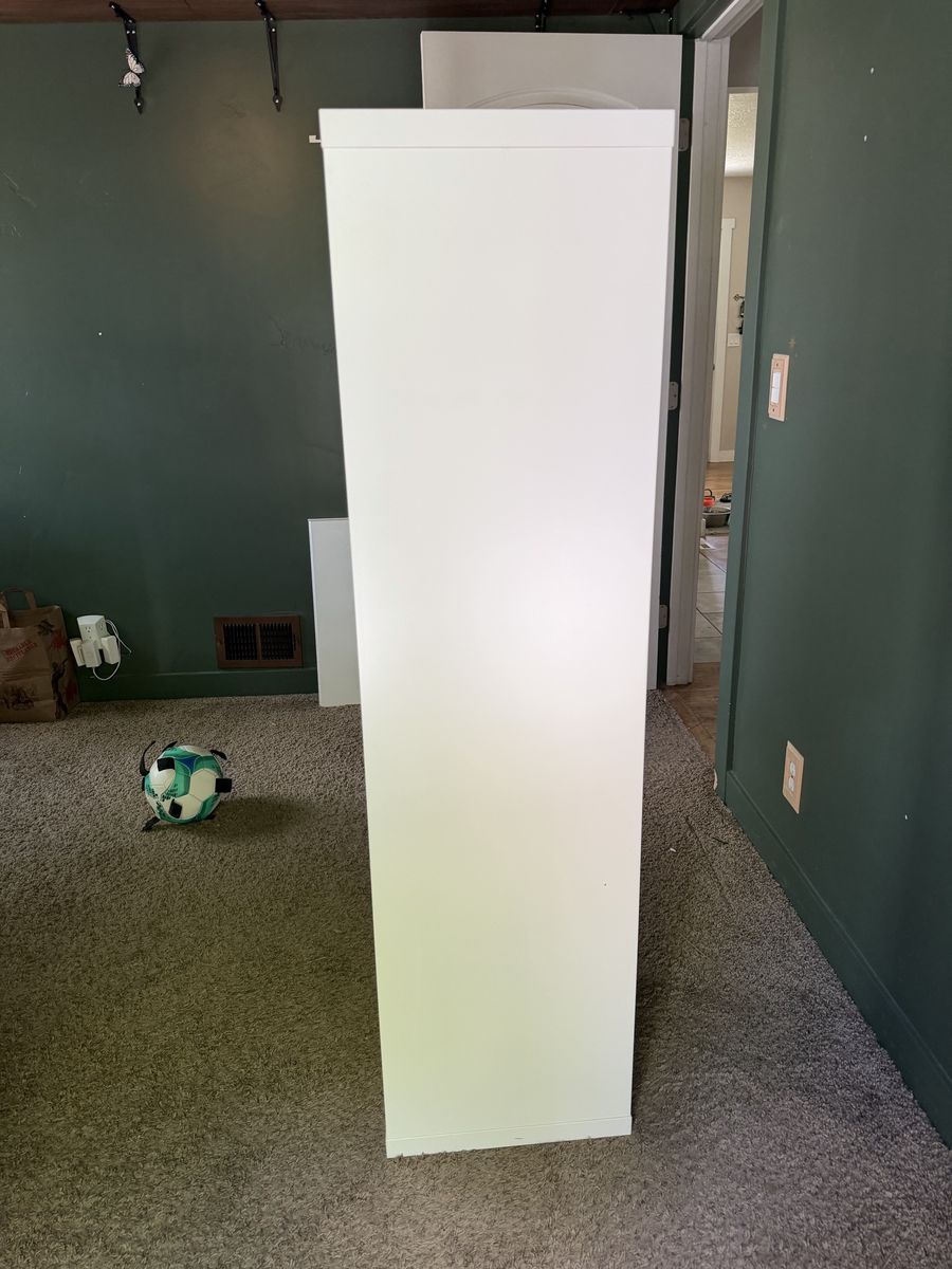 Main image 3