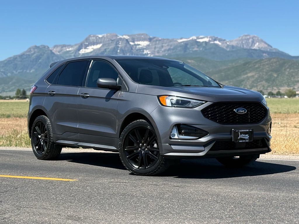 2022 Ford Edge ST-Line