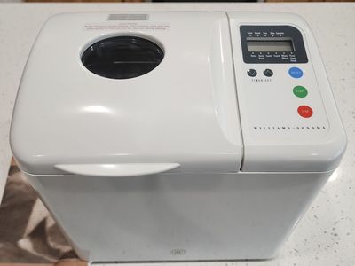WILLIAM SONOMA MODEL WS-1094 2 LB LOAF AUTOMATIC BREAD MACHINE & MANUAL WORKS GREAT!