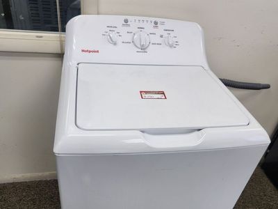 Hotpoint Top-Load Washing Machine in White