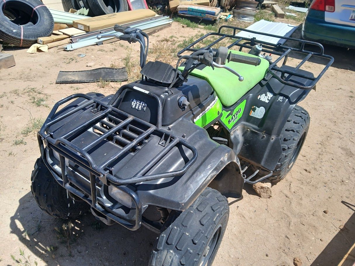 4 Wheeler 1990's Kawasaki Bayou 220 4x4