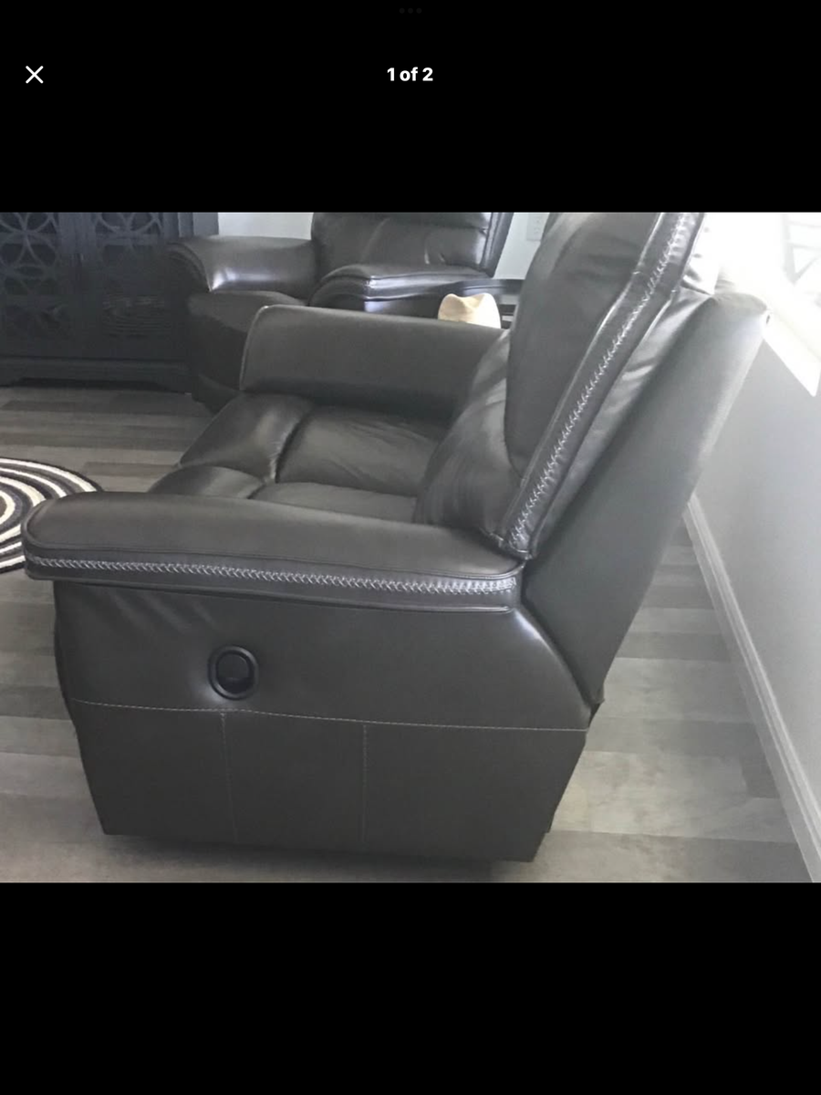 Lazy Boy dual manual recliner love seat