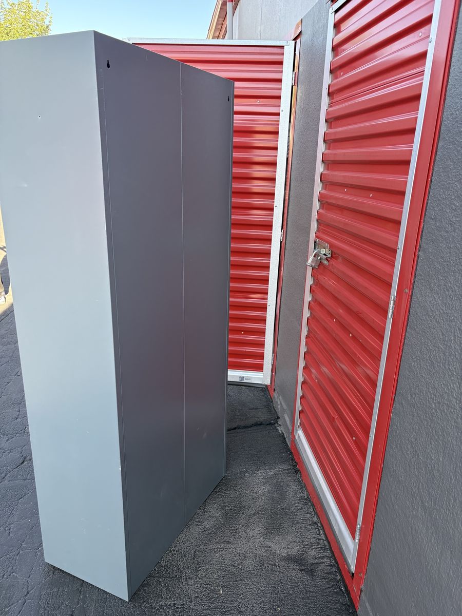 Main image 4