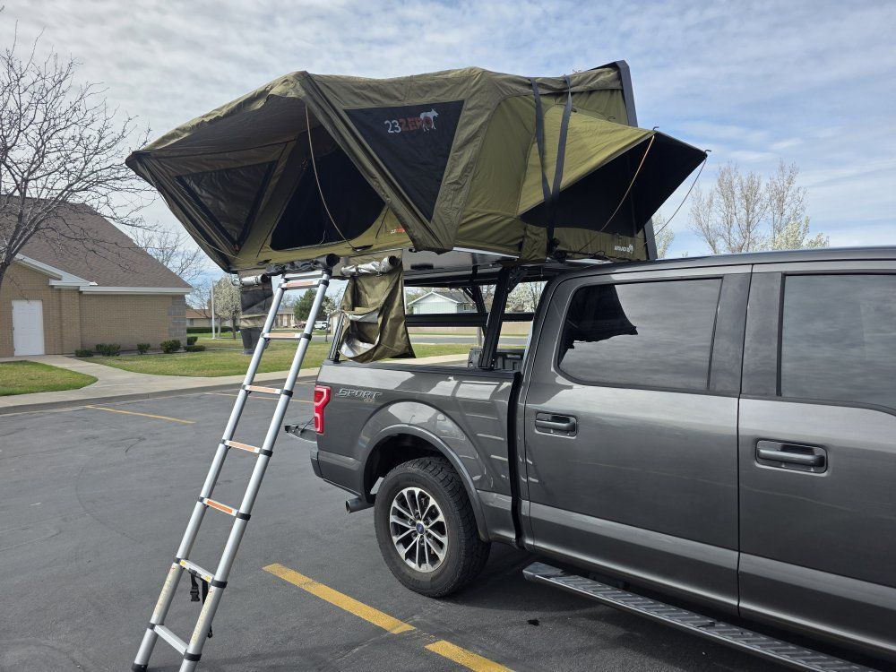 23zero rooftop tent and bed rack