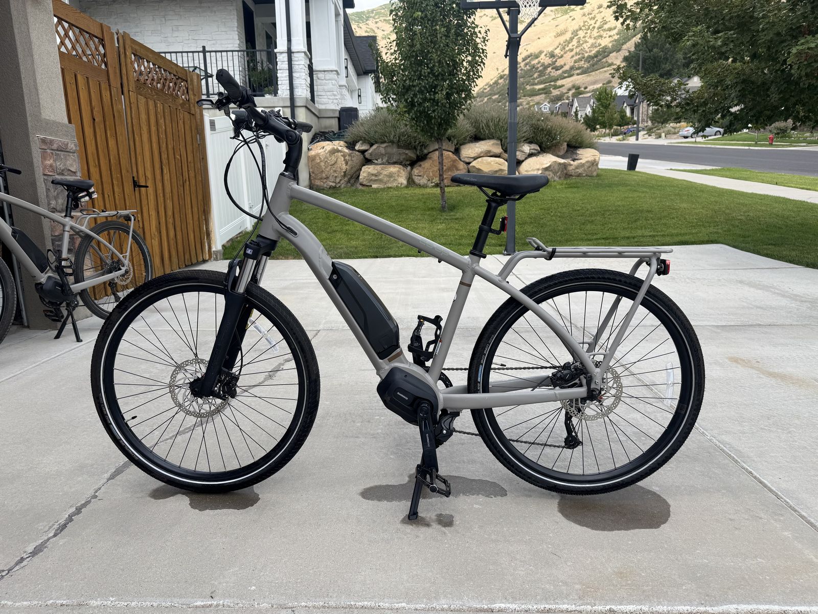 E-Bike REI Co-op CTY e2.1