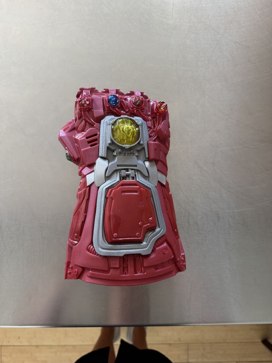 MARVEL- Thanos glove toy