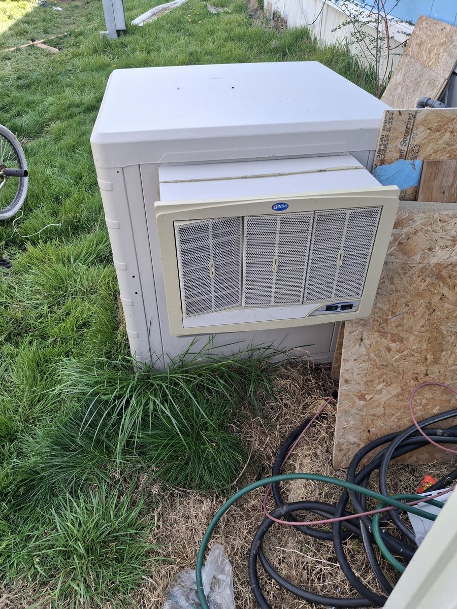 Window evap cooler