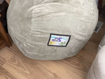 Oversized beanbag