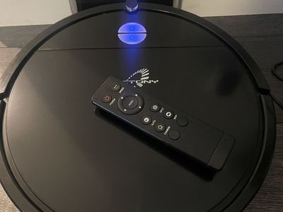 Victony Robot Vacuum - Like new
