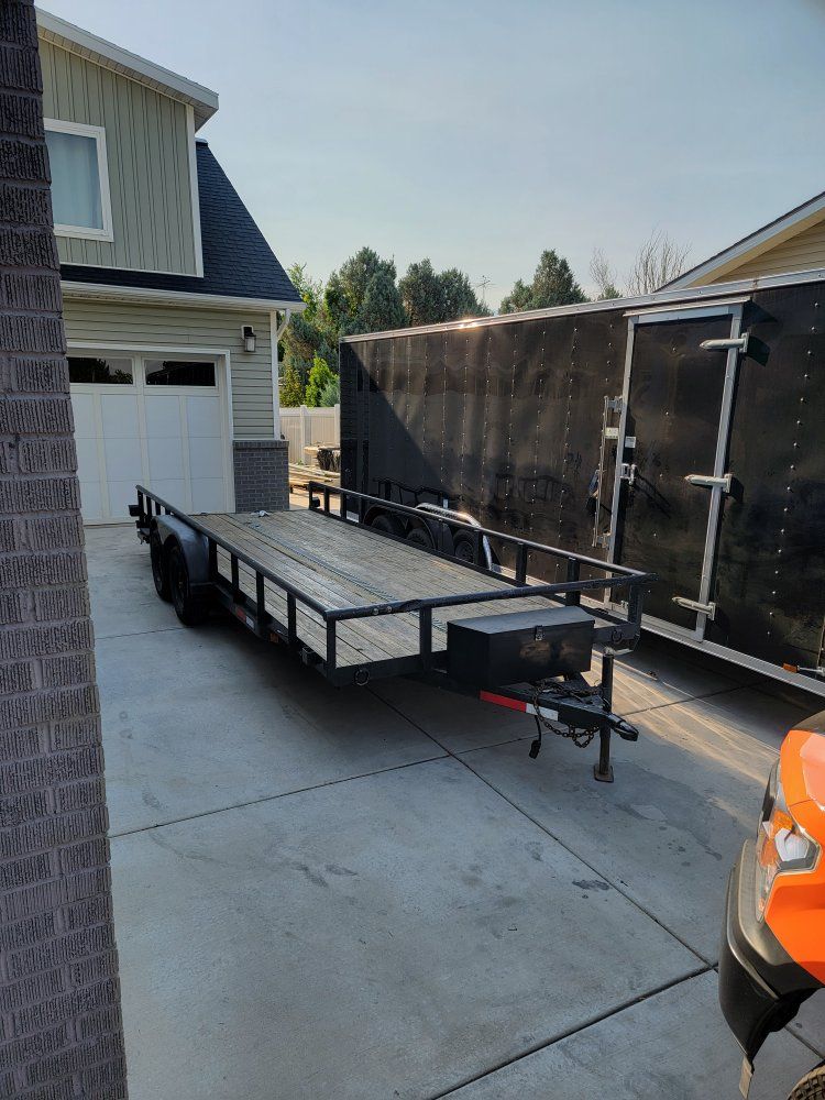 (side by side) (UTV) (ATV) (Trailer) (20'x7.5') Tandem Axle 7k Big Tex car hauler (Toy hauler) with Ramps, new parts