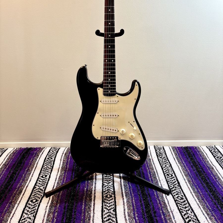 Squier Stratocaster Guitar 