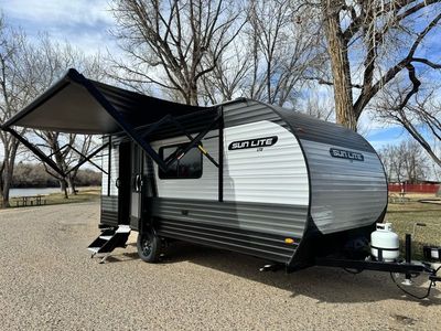 2025 Sunset Park RV Sun Lite 19RK Travel Trailer