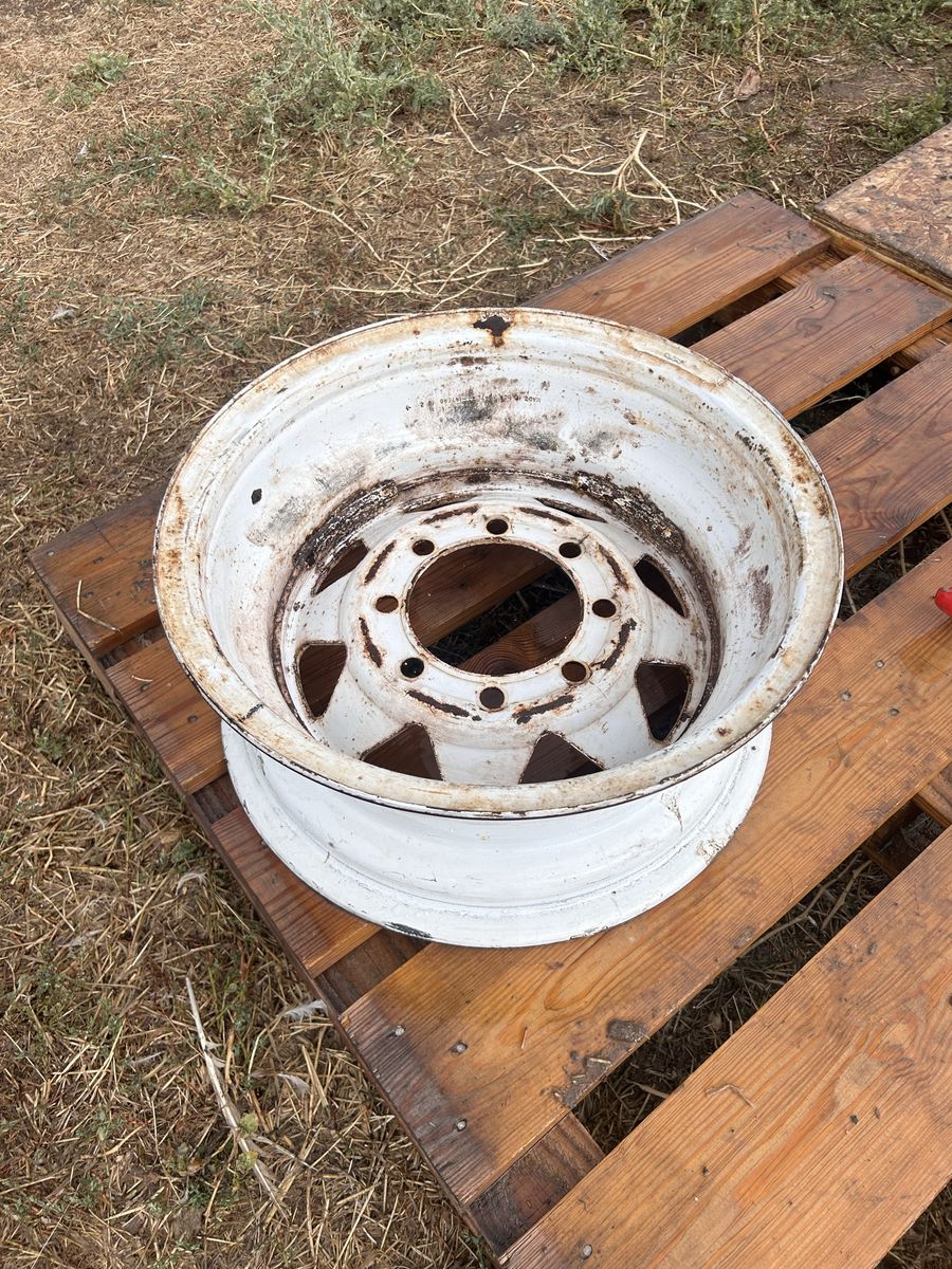 Main image 2