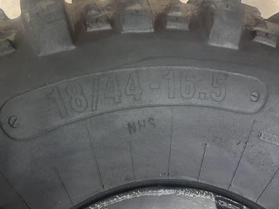 Double Beadlock Wheels & 44inch tire