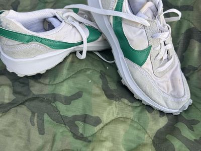Nike Waffle-Sole Sneakers - White/Green, Womens 8.5