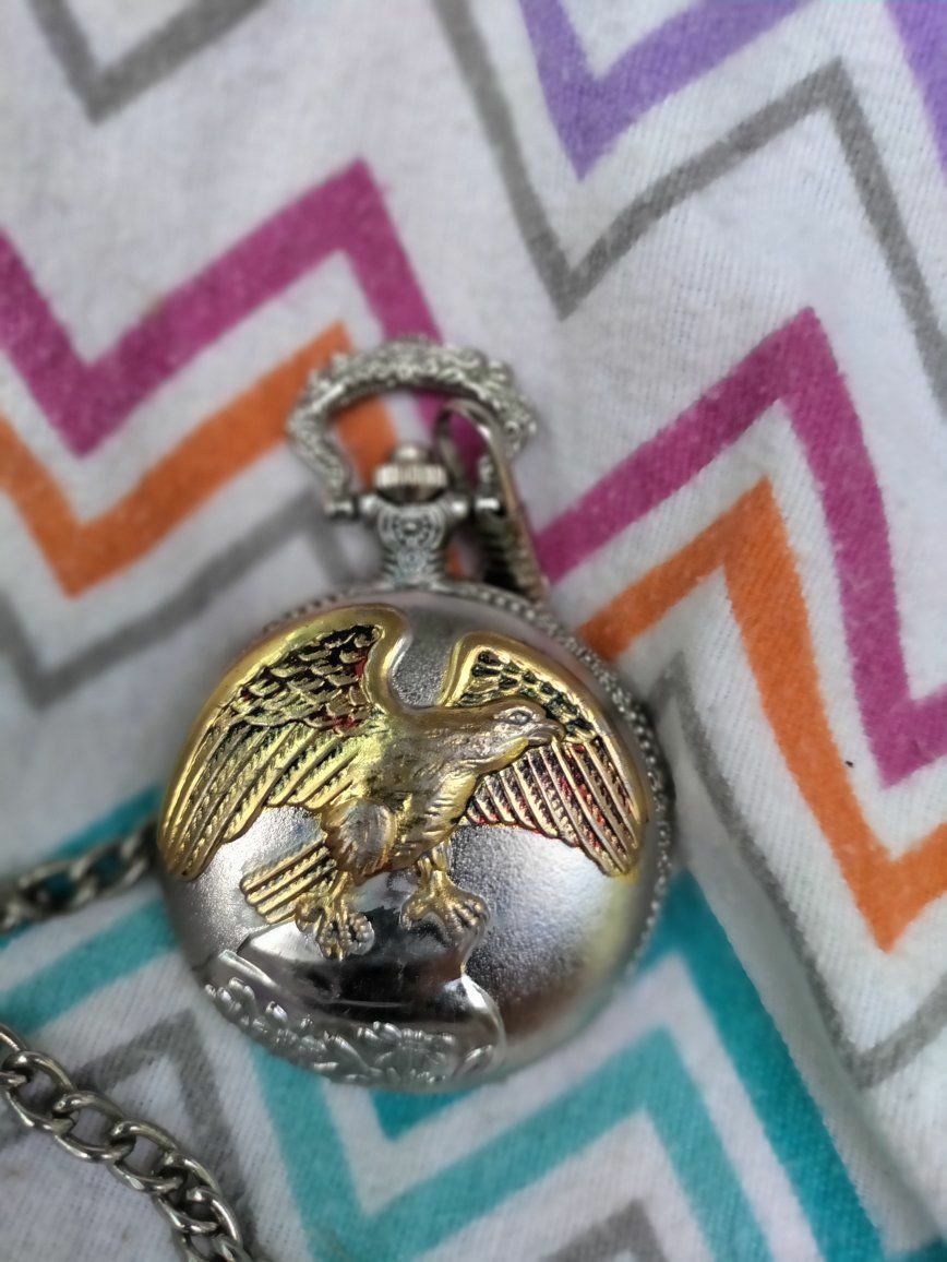Vintage Style Quartz Pocket Watch with Chain Eagle Motif Green Face