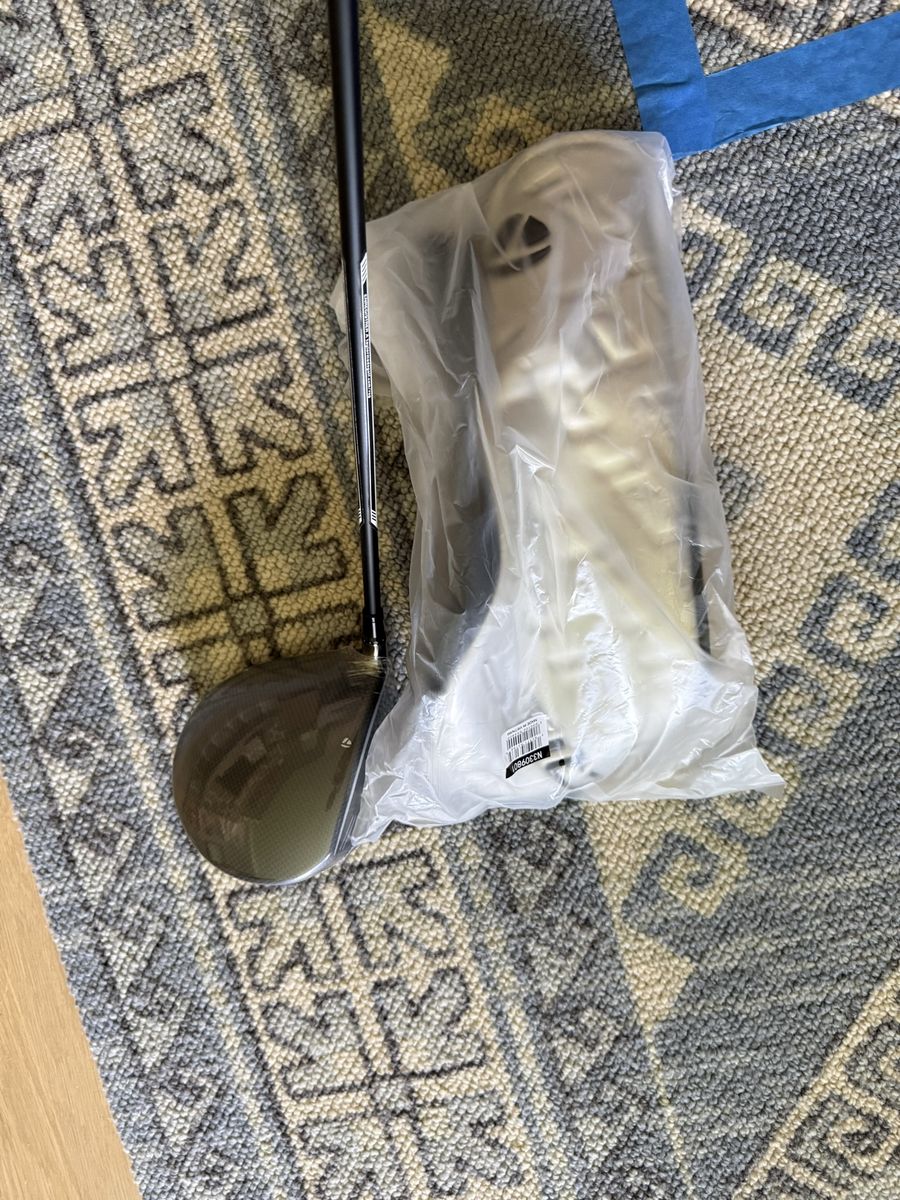 Taylormade QI35 driver 9.0 stiff