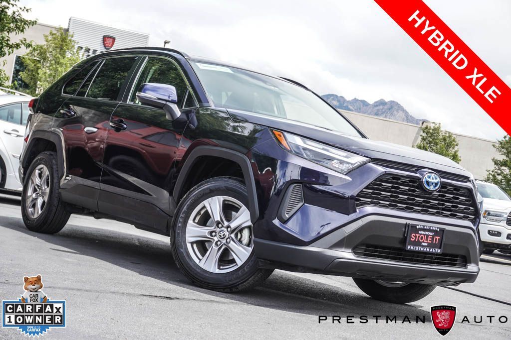 2022 Toyota RAV4 XLE