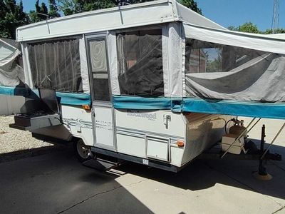 1999 Rockwood Premier Series 2307