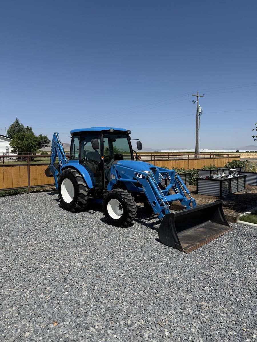 LS 352 Tractor & Backhoe Low Hours