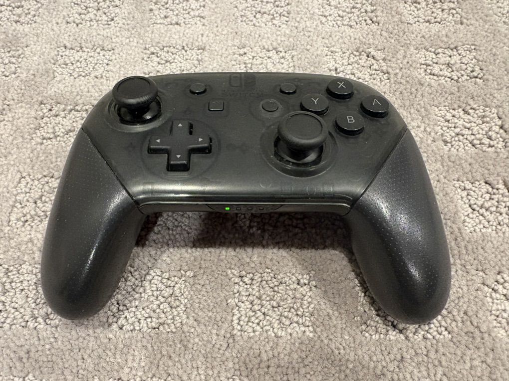 Nintendo Switch Pro Controller