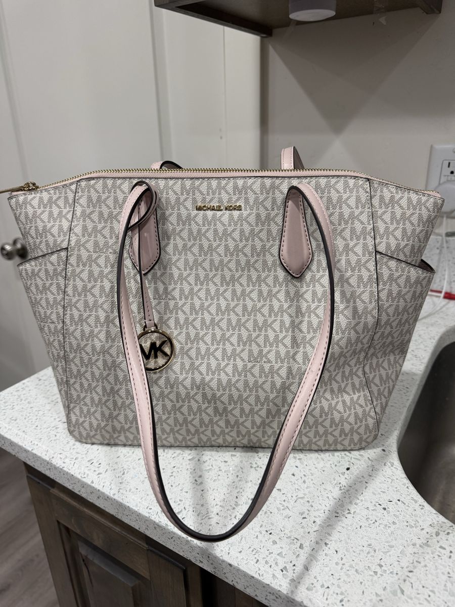 Michael Kors bag
