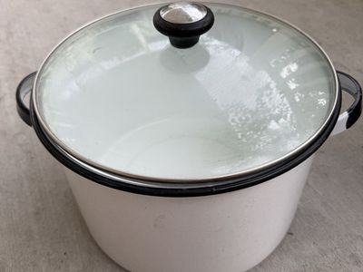 Vintage White Enamelware Stock Pot with Glass Lid 11.5 Inch Diameter