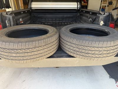 2 Bridgestone Dueler H/P tires 245/60R18