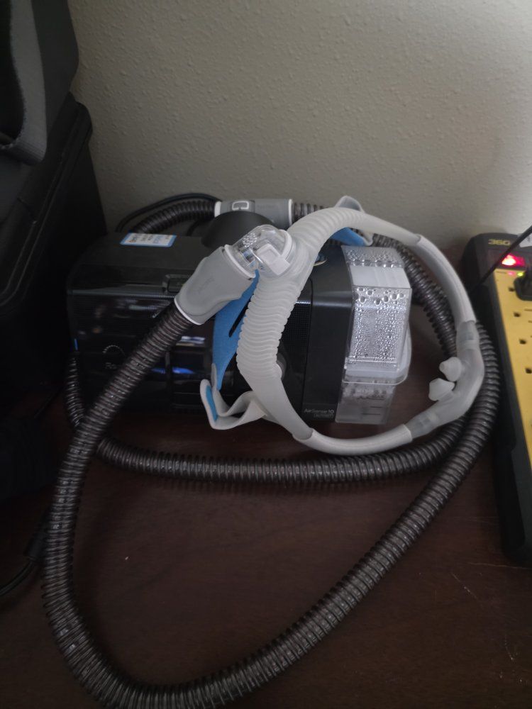 ResMed AirSense 10 AutoSet CPAP Machine with Humidifier and ClimateLineAir Heated Tube