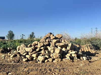 Landscaping Retaining Wall Rocks