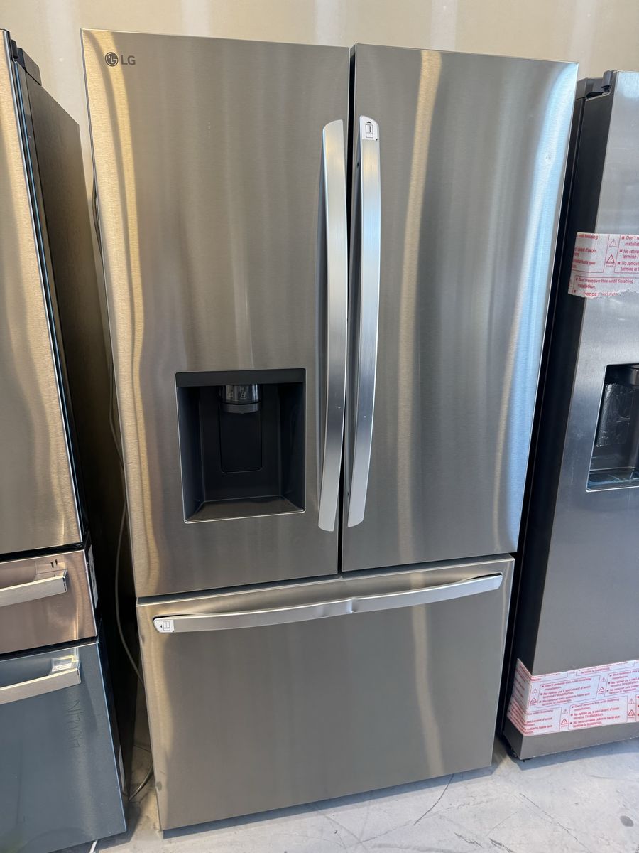 New scratch and dent LG 26 cu. ft. Smart Counter-Depth MAX French Door Refrigerator