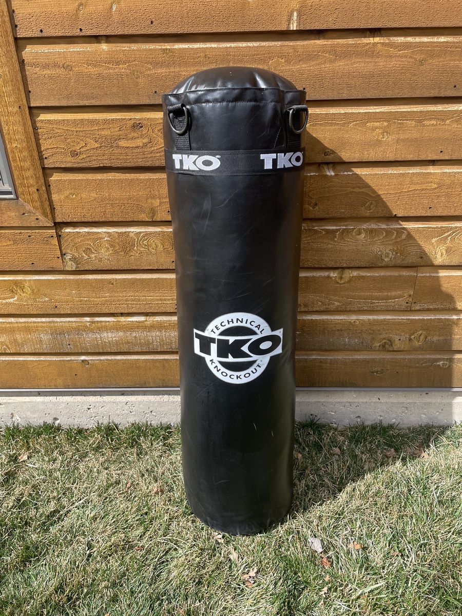 TKO 100 LBS PROSTYLE BOXING HEAVY DUTY $100.00