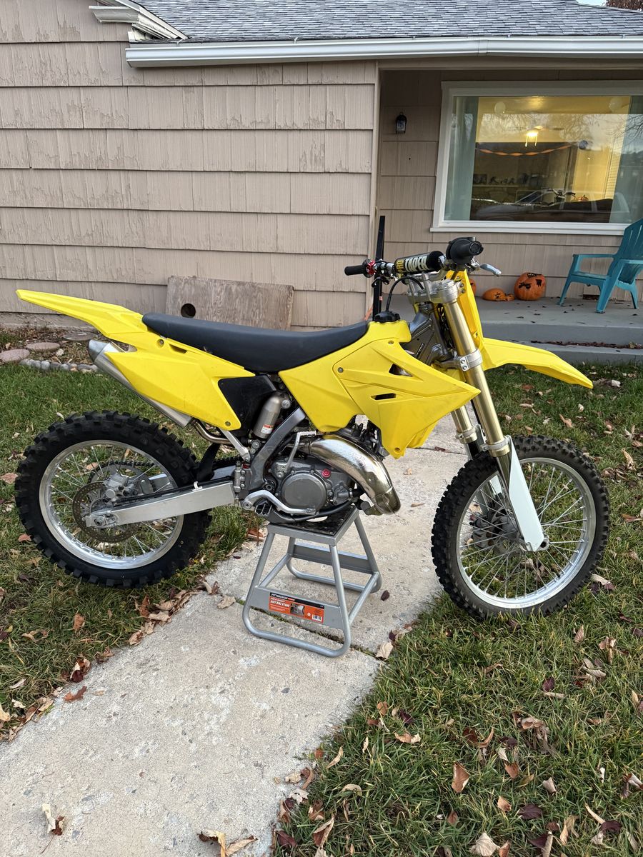 2004 SUZUKI RM - 125